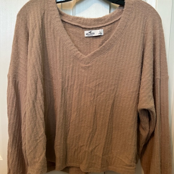Hollister Sweaters - Hollister Tan Fuzzy V-Neck Sweater - Size Large